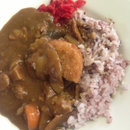 カレーにいれてみました。シンプルでカレーの邪魔をせず美味しかったです。